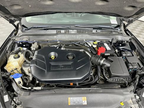 Used 2016 Ford Fusion Titanium AWD/4WD image 32