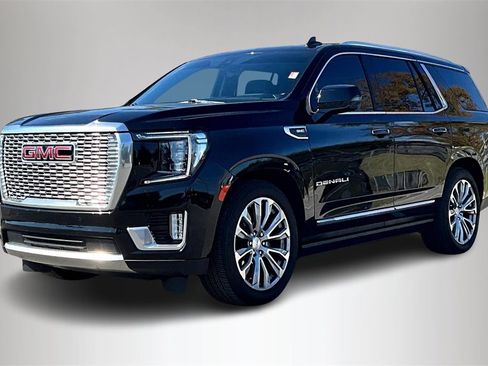 Used 2021 GMC Yukon Denali w/ Denali Ultimate Package image 2