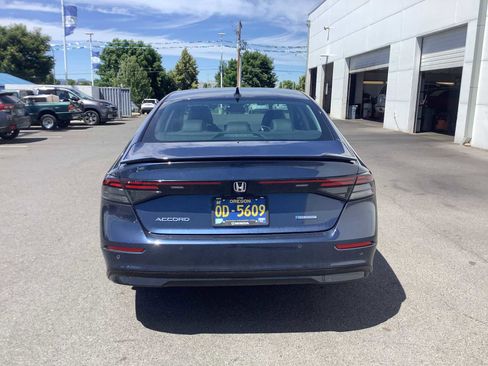 Used 2023 Honda Accord EX-L image 4