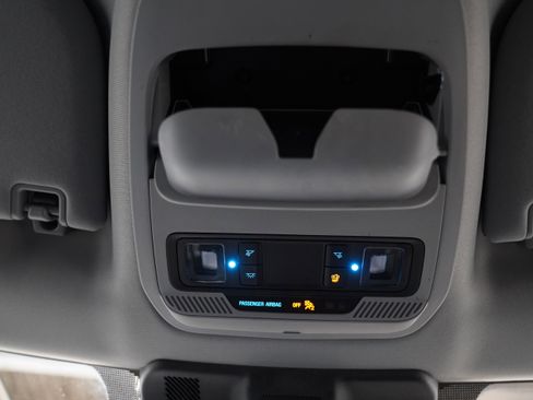 Used 2023 Ford F150 XLT image 33