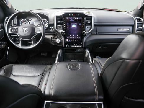 Used 2022 RAM 1500 Laramie AWD/4WD image 29