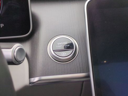 Used 2025 Mercedes-Benz Maybach S 580 4MATIC image 20