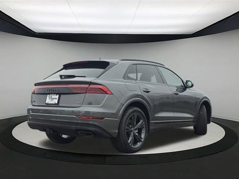 New 2026 Audi Q8 Premium image 7
