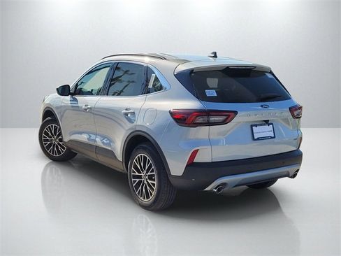 New 2025 Ford Escape SE image 6