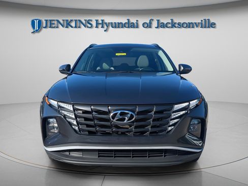 Used 2023 Hyundai Tucson SEL w/ Convenience Package image 4