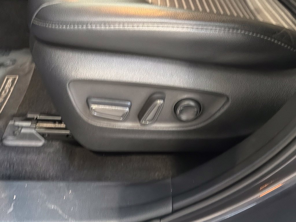 Used 2024 Toyota Highlander XSE AWD/4WD image 47