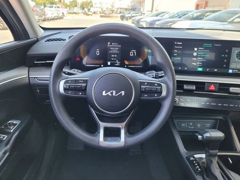 Certified 2025 Kia K5 LXS FWD image 18