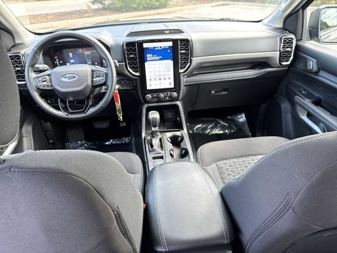 Used 2025 Ford Ranger XLT RWD image 15