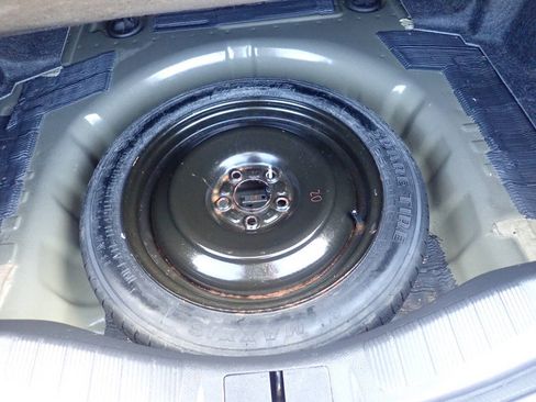 Used 2016 Ford Fusion SE FWD image 17