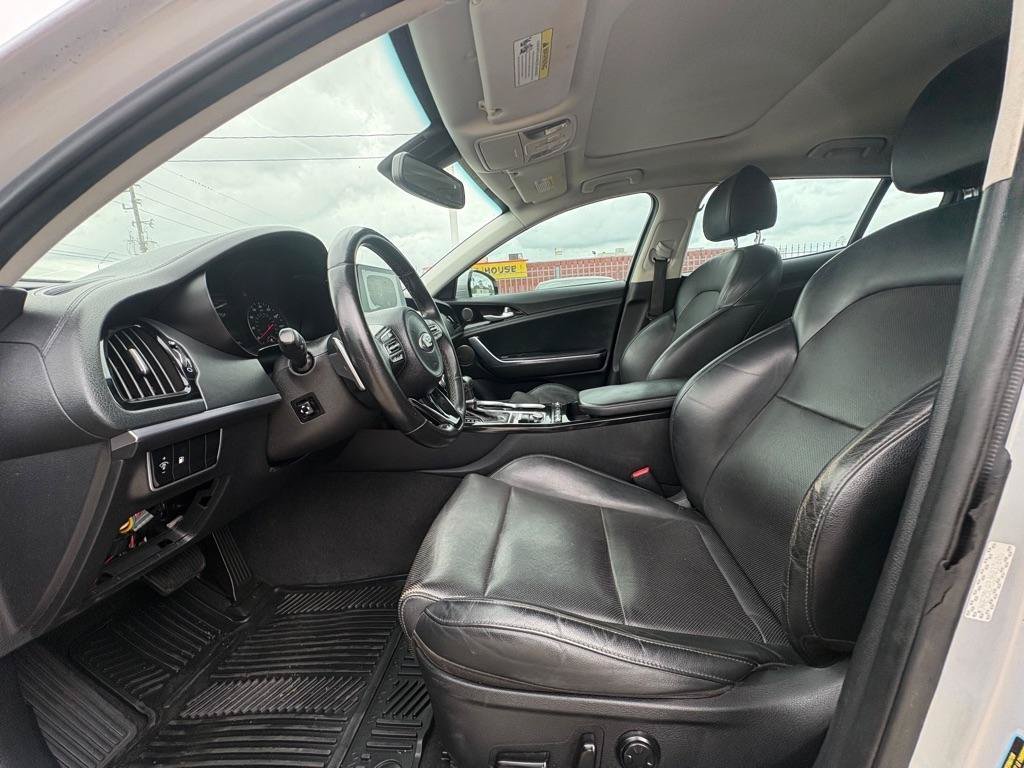 Used 2018 Kia Stinger Premium RWD image 9