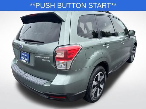 Used 2017 Subaru Forester 2.5i Premium AWD/4WD image 7