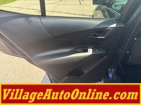 Used 2018 Chevrolet Equinox LT AWD/4WD image 34