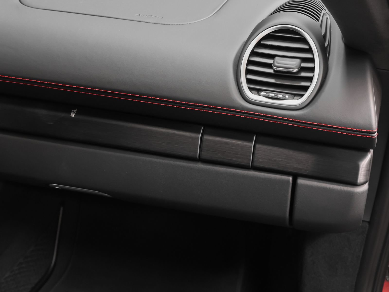 Certified 2025 Porsche 718 Cayman GTS RWD image 28