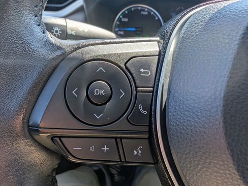 Used 2022 Toyota RAV4 XLE w/ Convenience Package AWD/4WD image 26