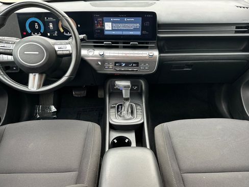 Used 2024 Hyundai Kona SEL image 16