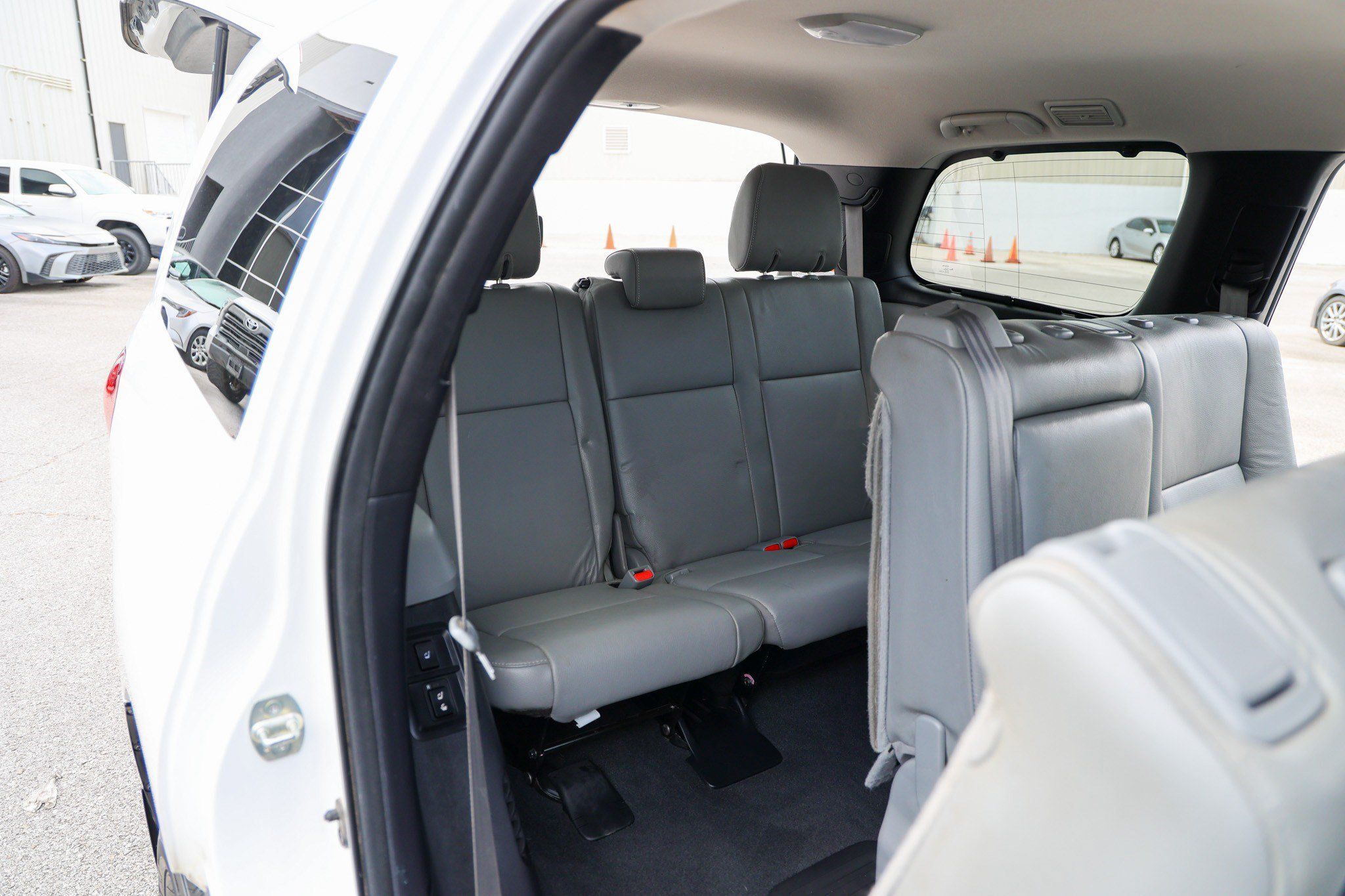 Used 2020 Toyota Sequoia Limited w/ Safety & Convenience Package AWD/4WD image 49