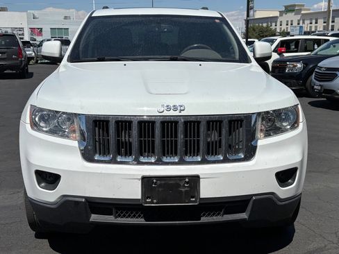 Used 2013 Jeep Grand Cherokee Laredo AWD/4WD image 2