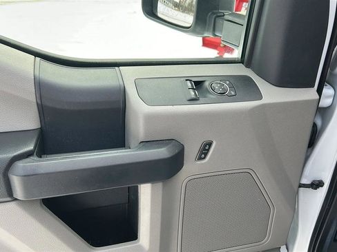 Used 2022 Ford F250 XL w/ Power Equipment Group image 45