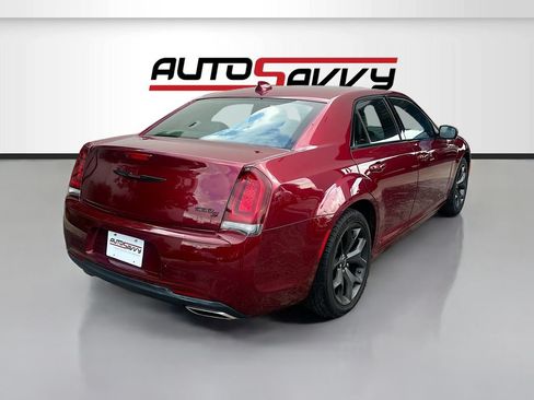 Used 2023 Chrysler 300 S RWD image 7