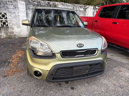 Used 2013 Kia Soul FWD image 5