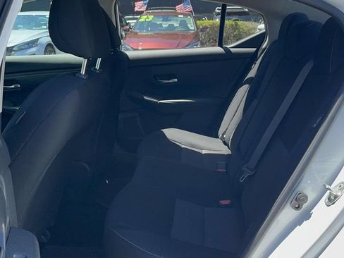 Used 2022 Nissan Sentra SV FWD image 13