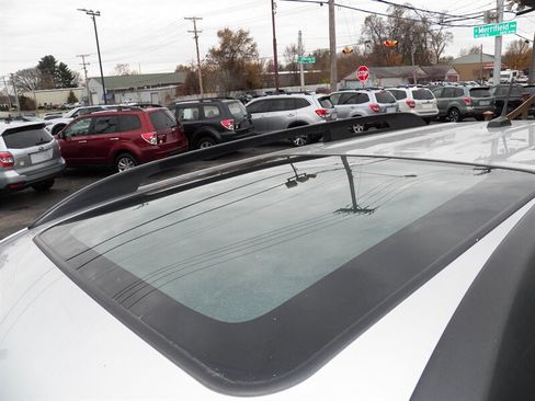 Used 2011 Subaru Forester 2.5X Premium w/ All-Weather Pkg image 9