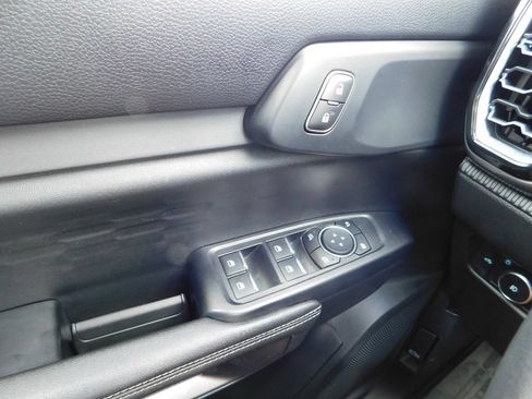 Used 2025 Ford Ranger XLT w/ Convenience Package AWD/4WD image 26