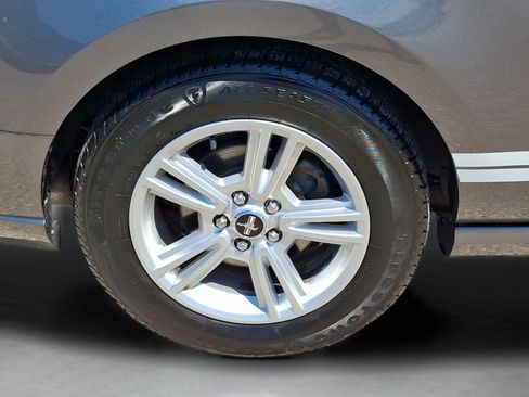 Used 2014 Ford Mustang Coupe RWD image 24