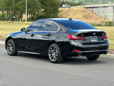 Used 2020 BMW 330i xDrive Sedan w/ Driving Assistance Package AWD/4WD image 5