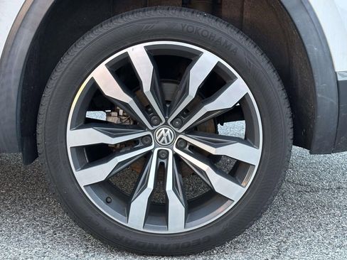 Used 2019 Volkswagen Atlas SEL Premium image 7