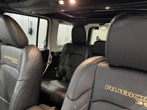 New 2025 Jeep Wrangler Unlimited Rubicon 392 image 6