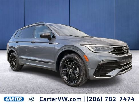 Used 2022 Volkswagen Tiguan SE R-Line AWD/4WD image 1
