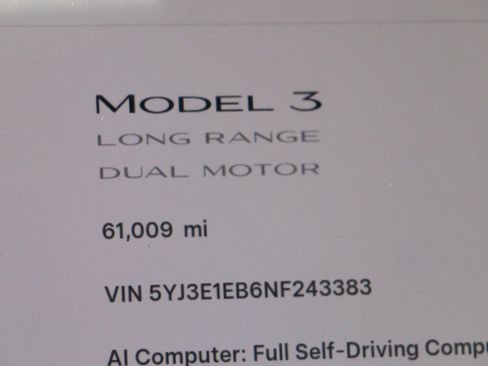 Used 2022 Tesla Model 3 Long Range AWD/4WD image 25