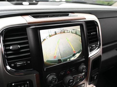 Used 2017 RAM 1500 Laramie w/ Convenience Group image 28