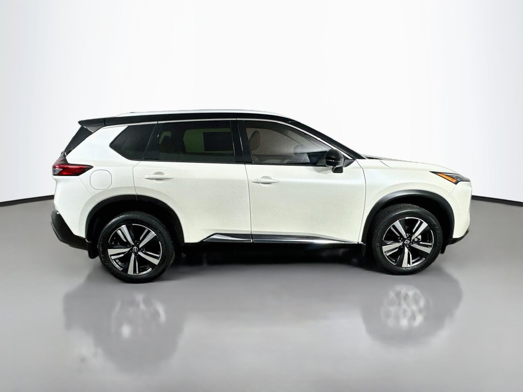 Used 2023 Nissan Rogue SL AWD/4WD image 7
