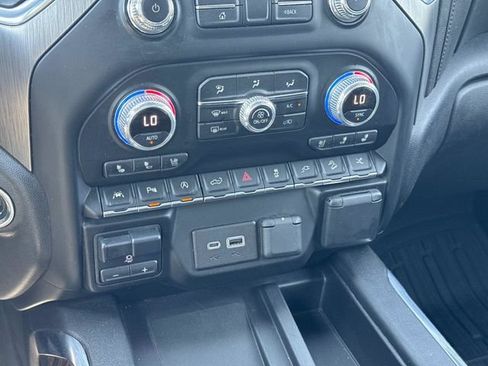 Used 2020 GMC Sierra 1500 Denali w/ Denali Ultimate Package AWD/4WD image 34
