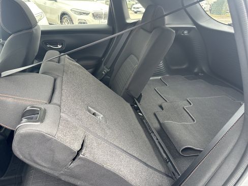 Certified 2025 Honda HR-V Sport image 15