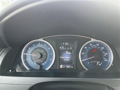 Used 2015 Toyota Camry XLE image 15