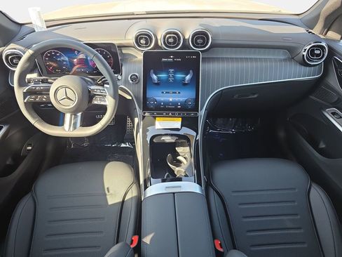 New 2026 Mercedes-Benz GLC 300 4MATIC image 9