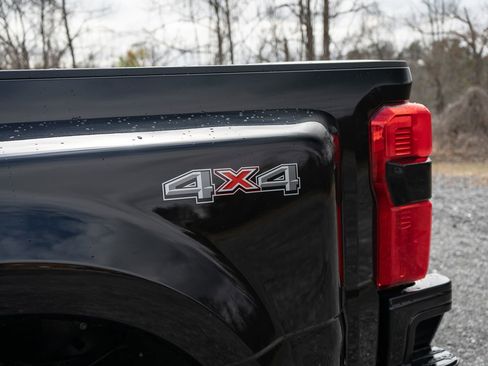 Used 2026 Ford F450 Lariat AWD/4WD image 17