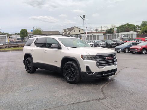 Used 2023 GMC Acadia AT4 w/ Trailering Package AWD/4WD image 3