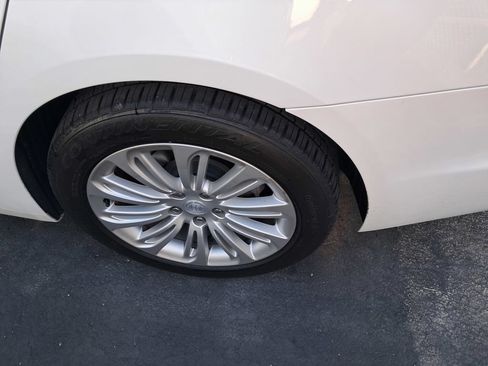 Used 2018 Buick LaCrosse Premium w/ Sun and Shade Package FWD image 9