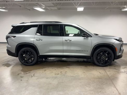 New 2026 Chevrolet Traverse RS image 7