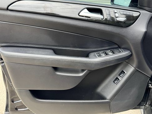 Used 2018 Mercedes-Benz GLS 450 4MATIC w/ Premium Package image 14