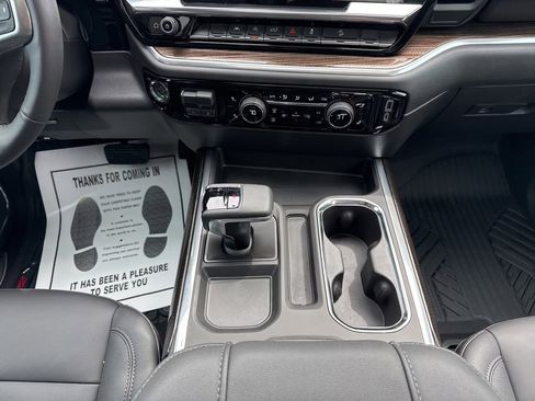 New 2026 Chevrolet Silverado 1500 LT Trail Boss w/ Convenience Package II AWD/4WD image 15
