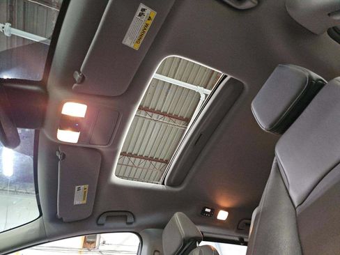 Used 2024 Honda Odyssey EX-L image 9