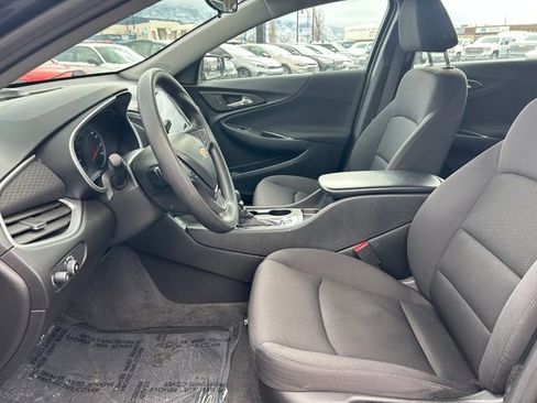 Used 2023 Chevrolet Malibu LS FWD image 25