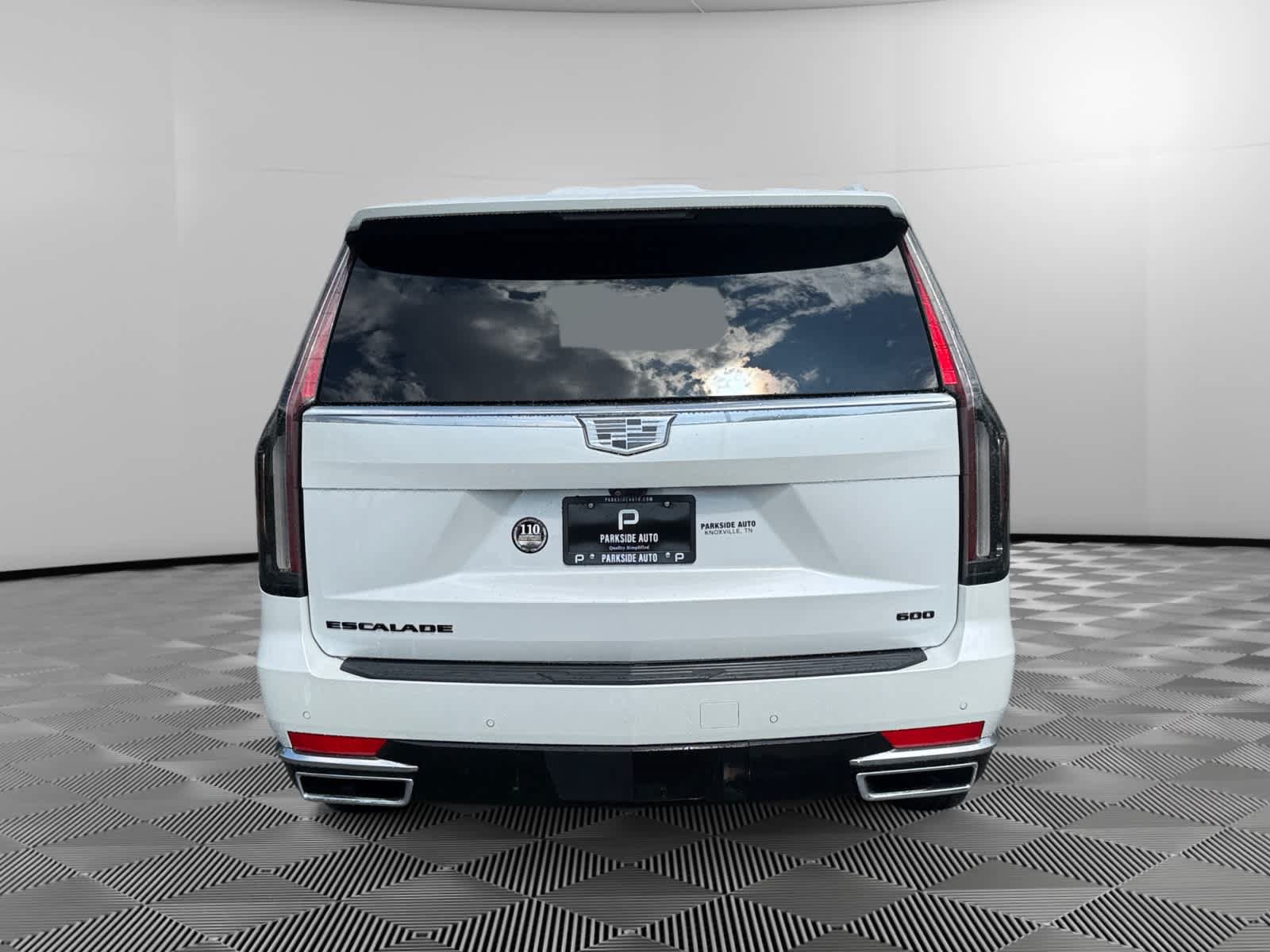 Used 2022 Cadillac Escalade Premium Luxury w/ Performance Package AWD/4WD image 4