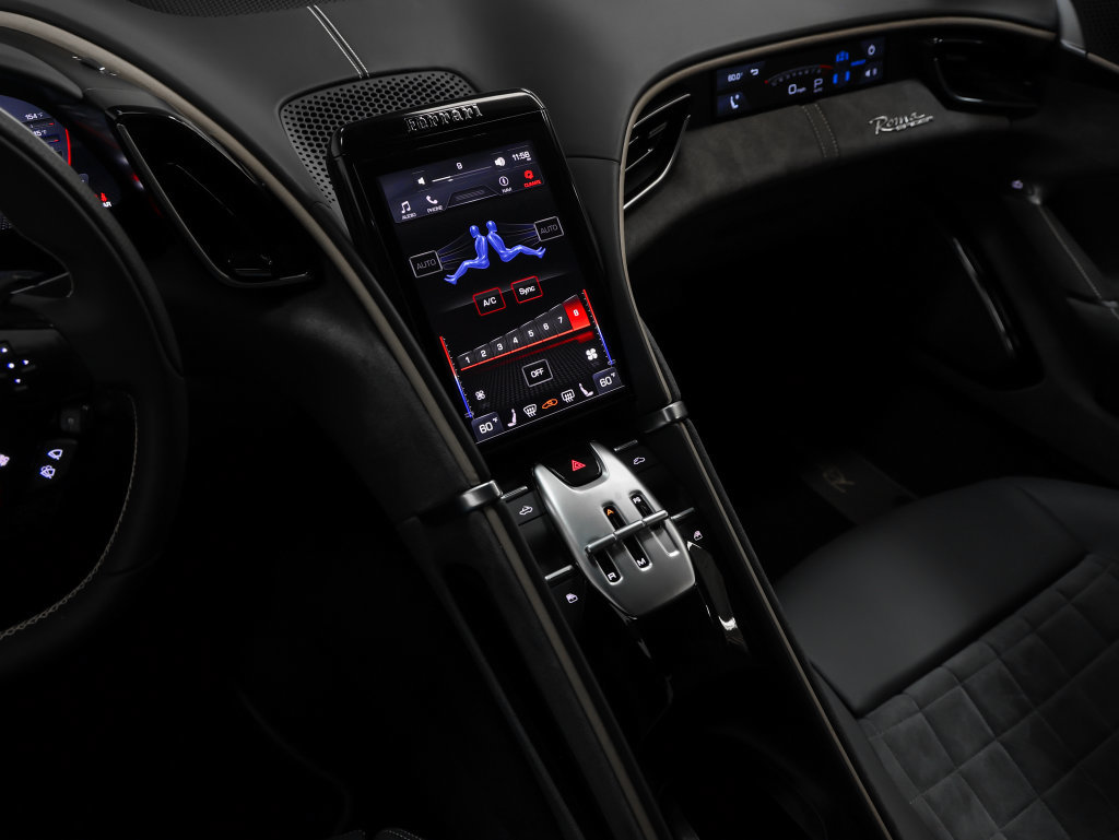 Used 2024 Ferrari Roma Spider RWD image 61