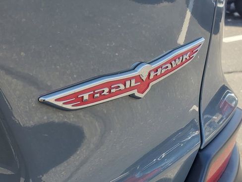 Used 2022 Jeep Cherokee Trailhawk w/ Trailer Tow Group AWD/4WD image 7